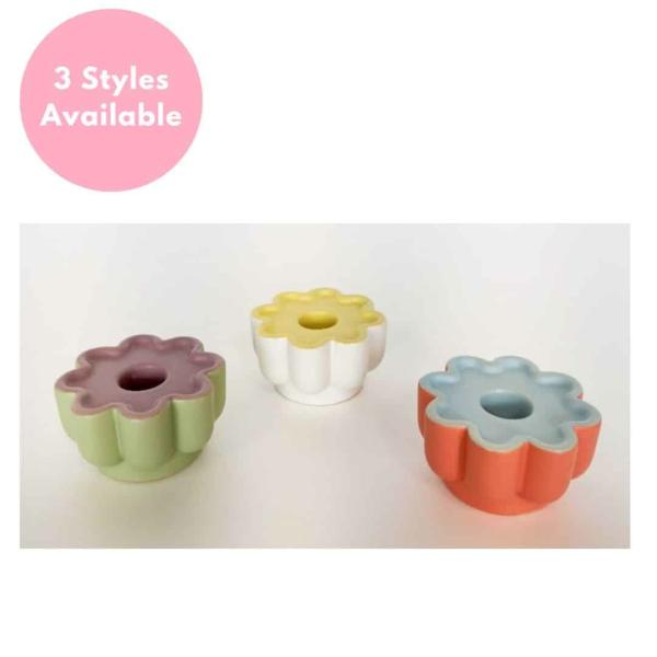 Groovy Flower Candle Holder  |   Ceramic Homeware Candles & Gifts Blue & Pink