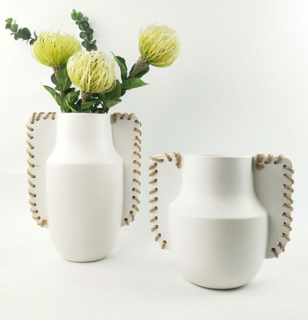 Ainsley Vase – White  |   Ceramic Homeware Ceramic Homeware Ceramic Homeware