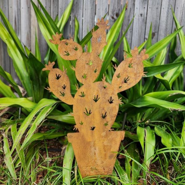 Prickly Pear Cactus Stake  |   Decorative Garden Stakes Decorative Garden Stakes Decorative Garden Stakes