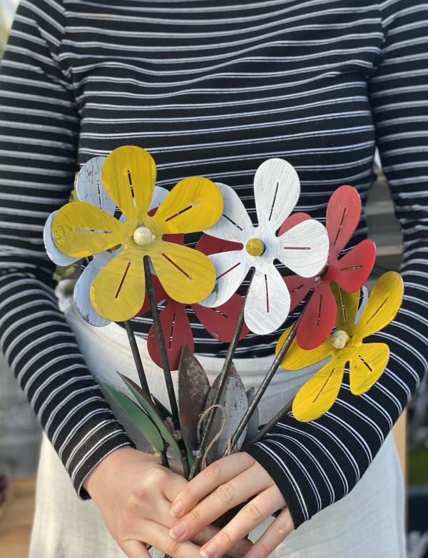 Simple Painted Flower  |   Decorative Garden Stakes Colourful Outdoor Wall Art Colourful Outdoor Wall Art